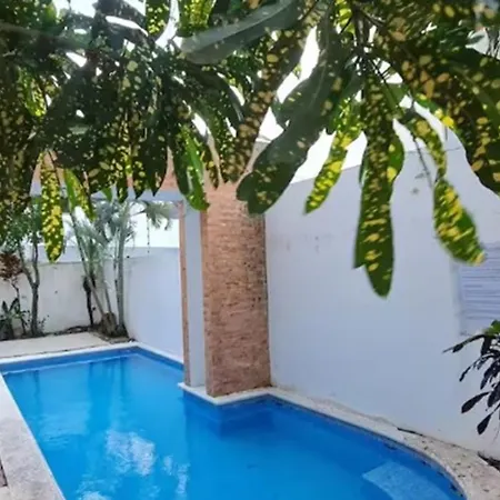 Casa La Ceiba Vila